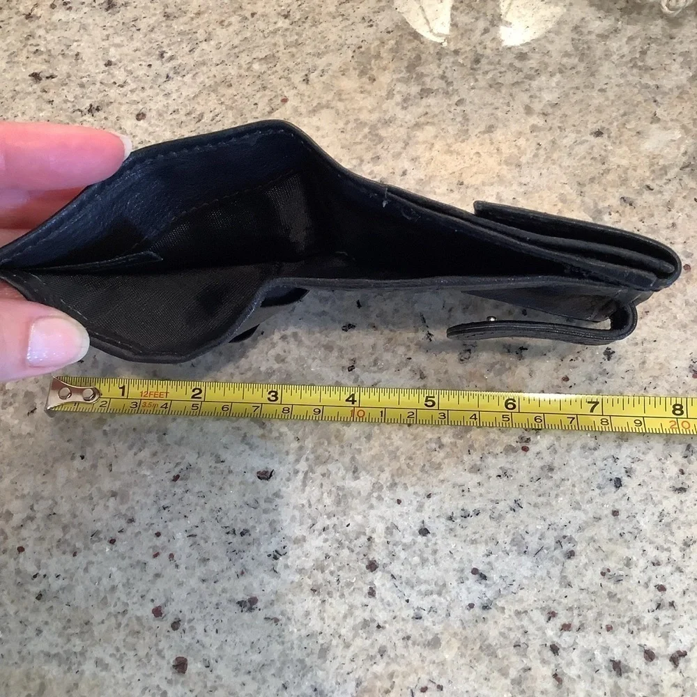 Kenneth Cole Black Billfold Wallet